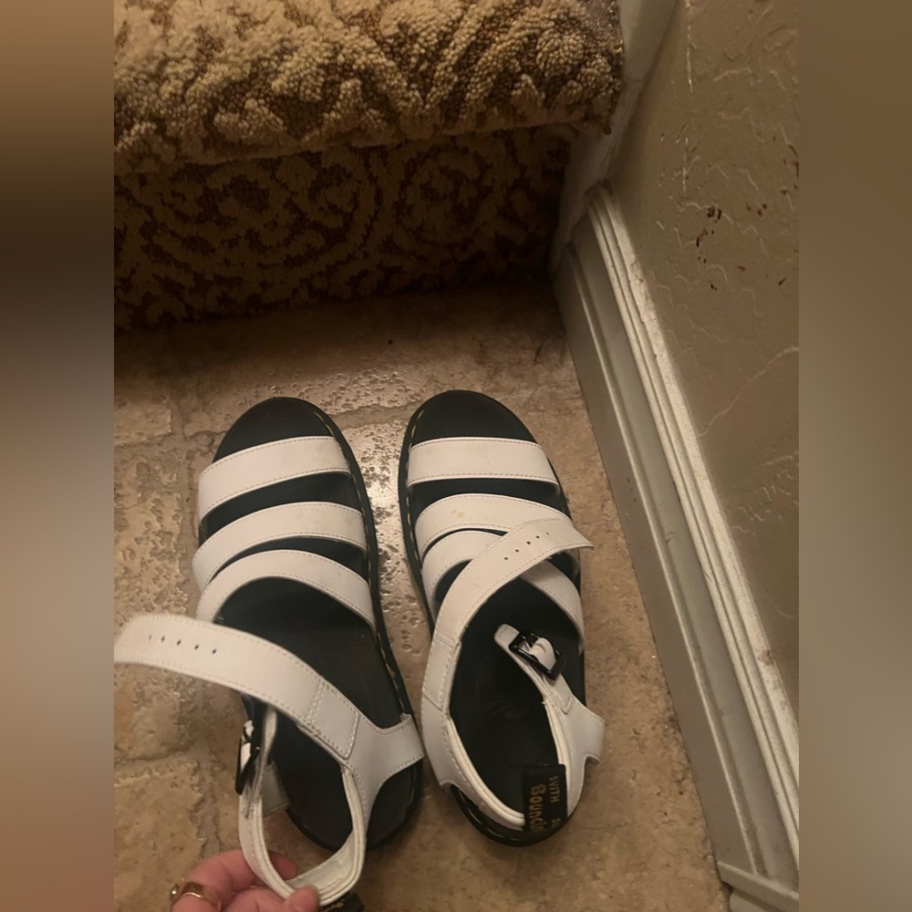 Dr.Martens Sandals